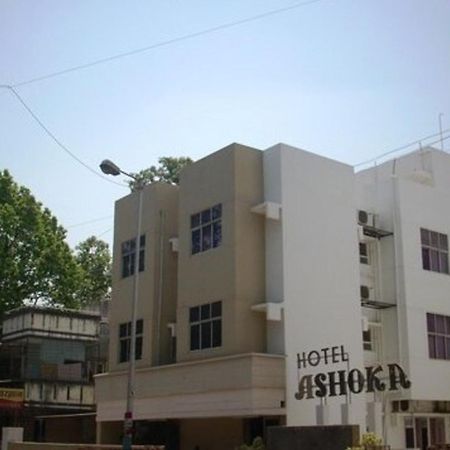 Hotel Ashoka, Pune Yerandwane Exteriör bild