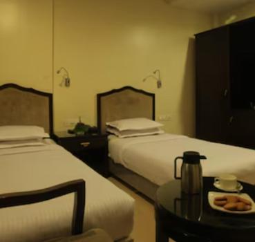 Hotel Ashoka, Pune Yerandwane Exteriör bild