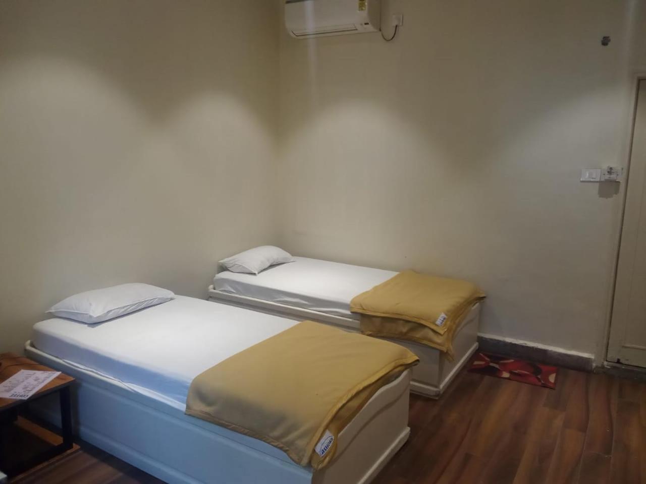 Hotel Ashoka, Pune Yerandwane Exteriör bild